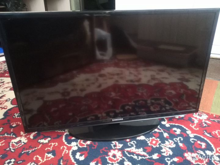 Продам неисправный Smart TV Samsung UE32H5305