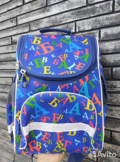 Школьный рюкзак