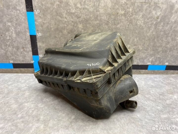 Корпус воздушного фильтра Opel Astra H 1.6 Z16XER