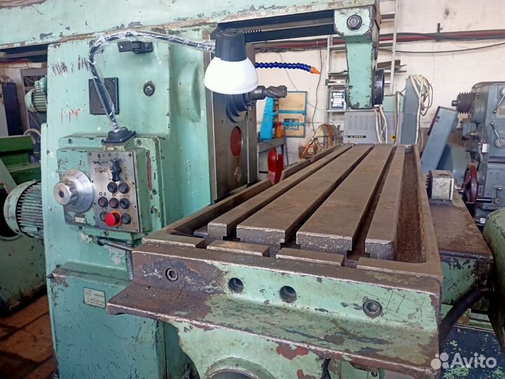 Станок фрезерный 6Т83