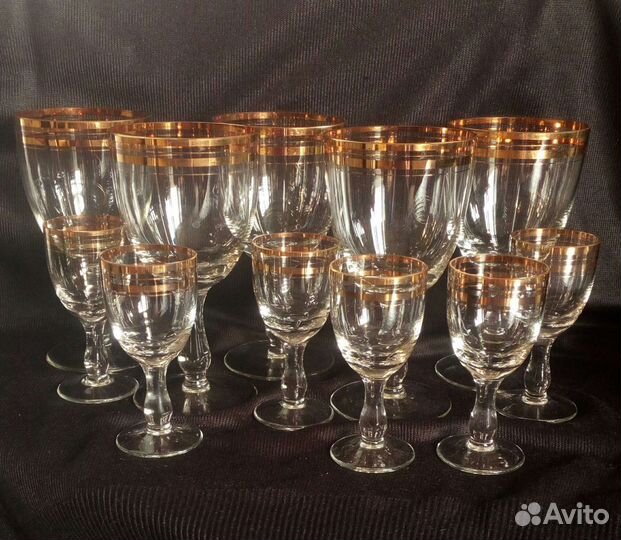 Ретро набор бокалов и рюмок