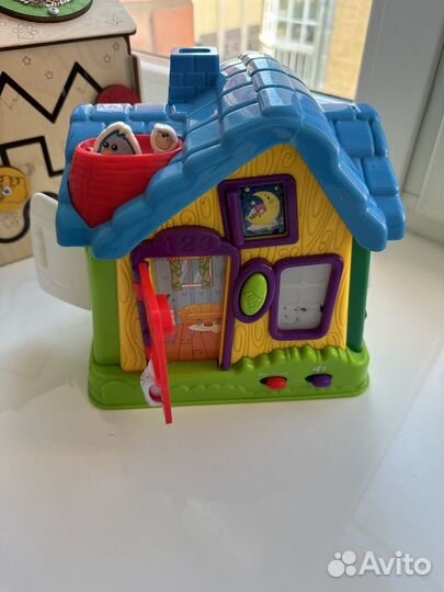 Игрушка Домик музыкальный