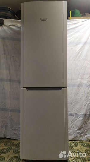 Холодильник Hotpoint Ariston в отличном состоянии