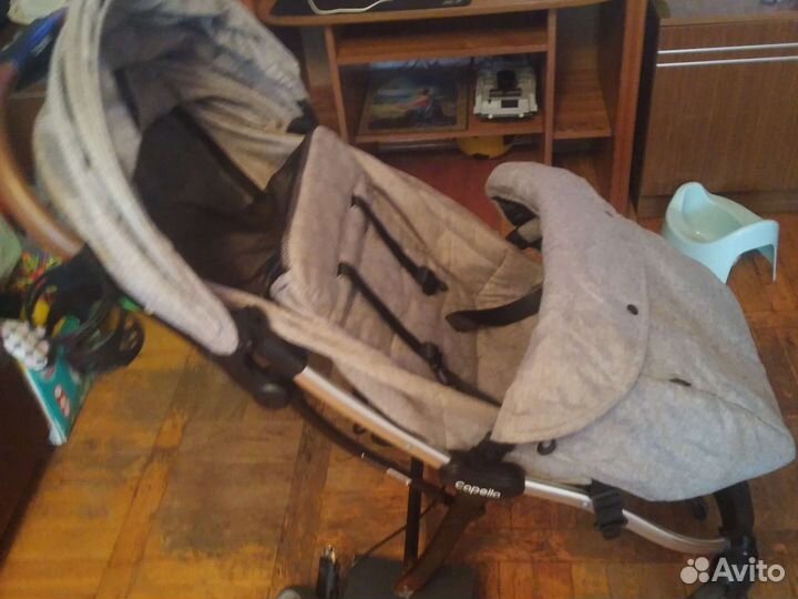 Коляска прогулочная