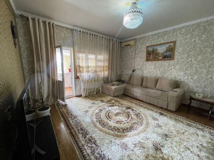 2-к. квартира, 67 м², 10/10 эт.