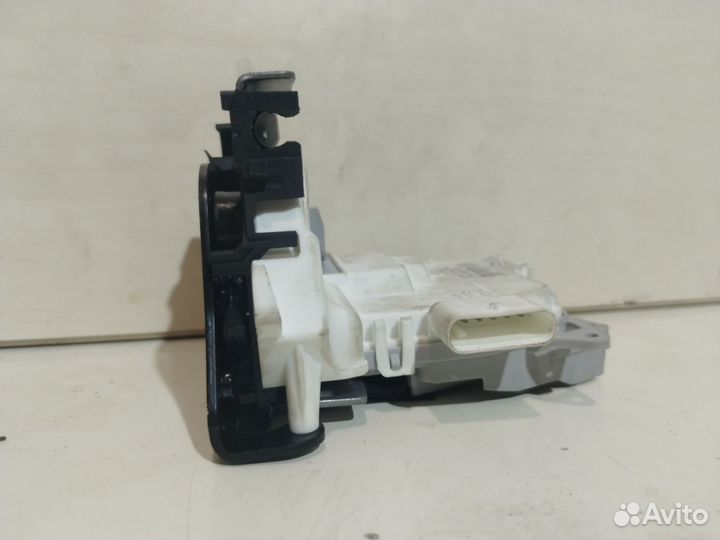 Механизм замка двери задней правой Audi a4 q7 q5