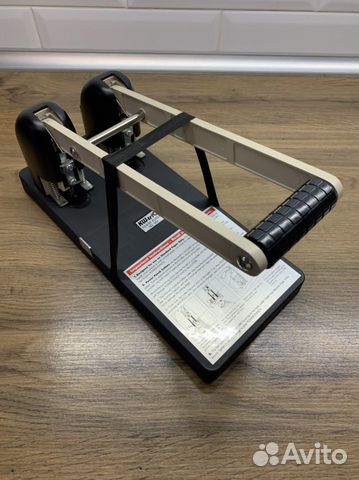 Дырокол KW-trio 952 до 150 листов, особо мощный