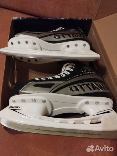 Коньки хоккейные (любительские) для мальчика