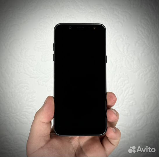 Samsung Galaxy A6, 3/32 ГБ