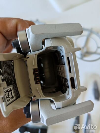 Квадрокоптер Dji mini 2 fly more combo