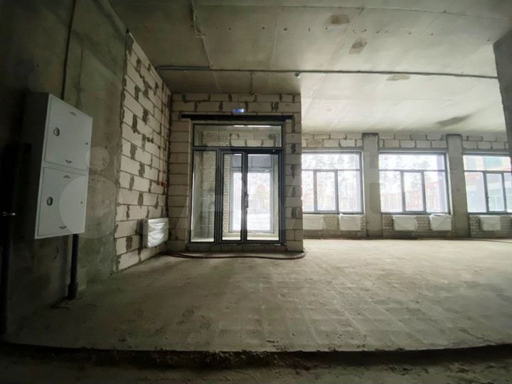 Сдается в аренду торговое помещение, 203 м²