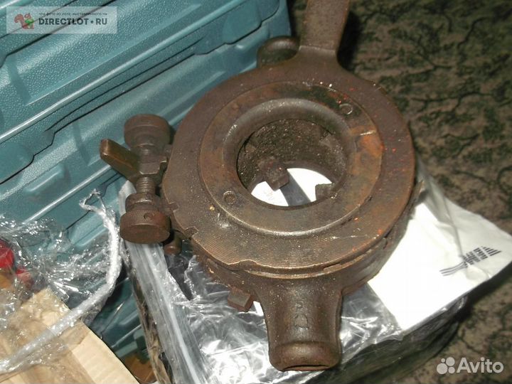 Клупп для нарезания резьбы на трубах 1 1/2