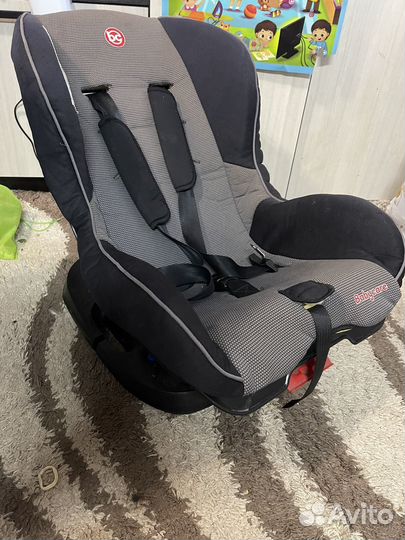 Автомобильное кресло от 0 до 4 лет