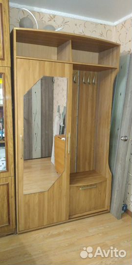 Шкаф в прихожую