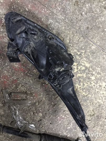 Передняя левая фара KIA Rio 4