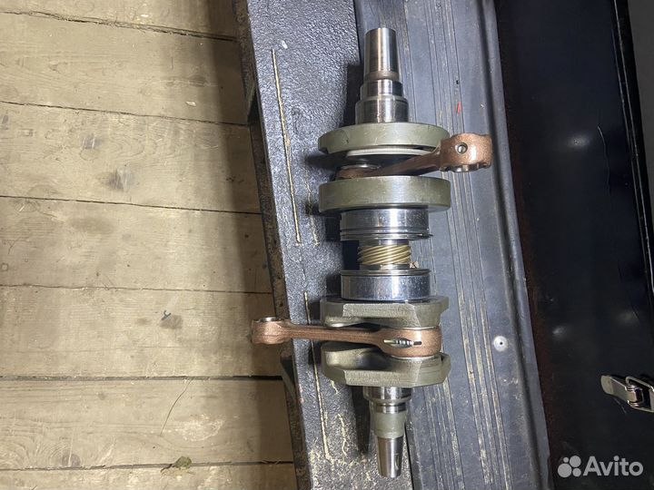 Коленвал снегохода Арктик Кэт