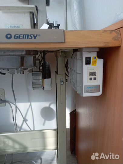 Швейная машинка gemsy