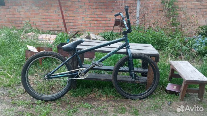Трюковой велосипед bmx бу