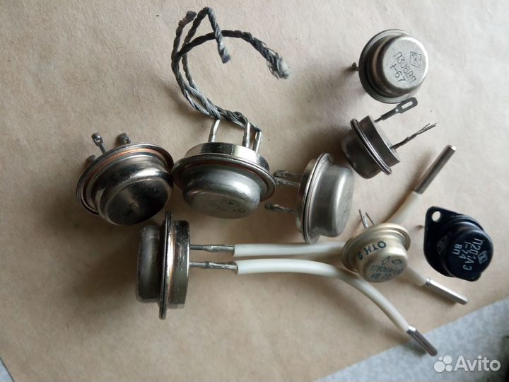 Транзистор П210 кп303 кт и мп серия