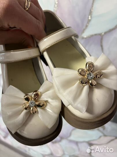 Туфли на девочку