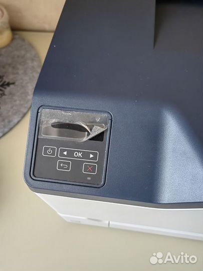 Лазерный цветной принтер xerox c230