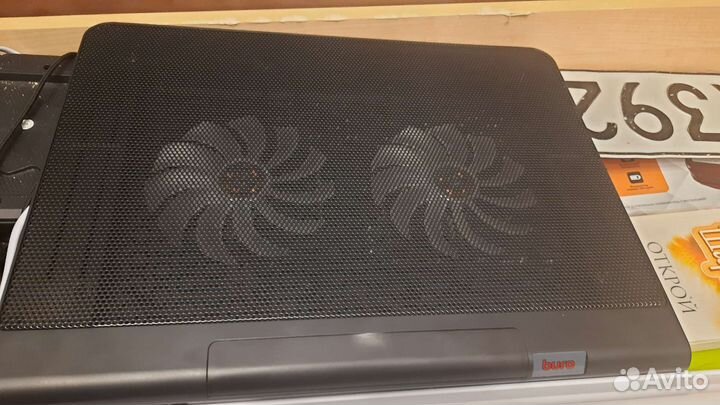 Охлаждающей подставка для ноутбука