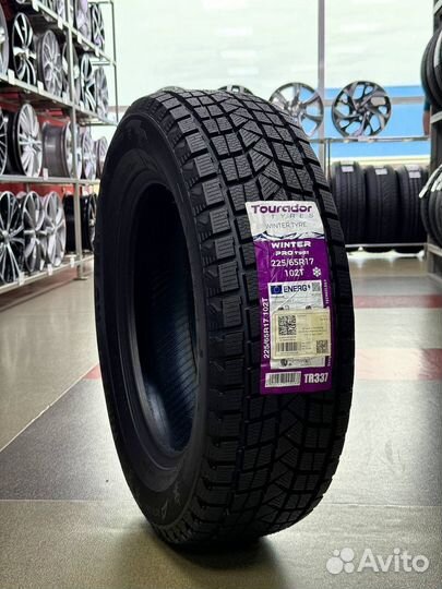 Tourador Winter Pro TSS1 225/65 R17 102T