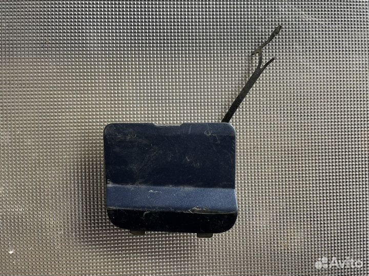 Заглушка крюка бампера задняя Chevrolet Cruze