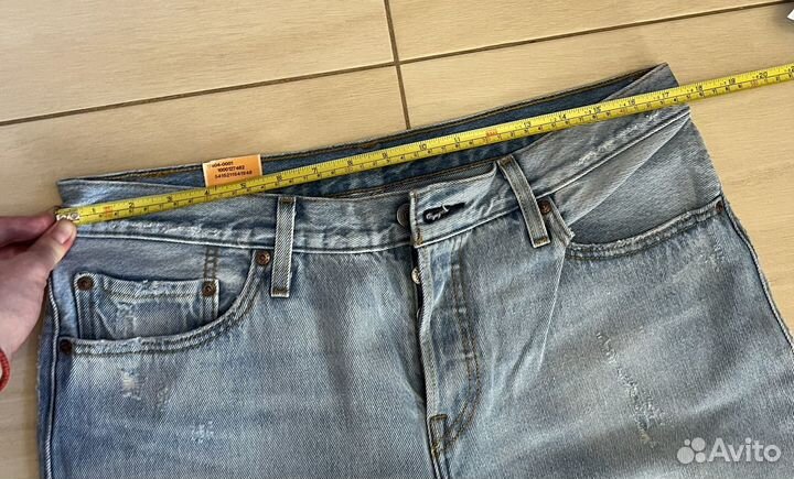 Джинсы Levis 501