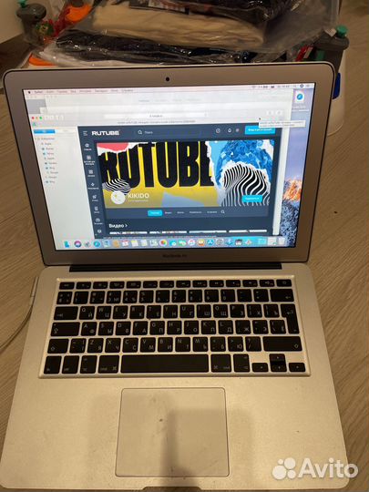 Apple macbook pro 13 2010