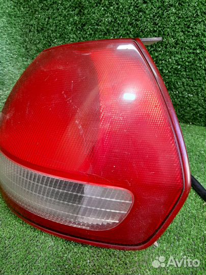 Фонарь задний правый ниссан вингроад Y11