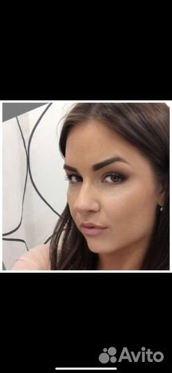 Модель, актриса