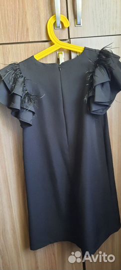 Платье для девочки черное 134