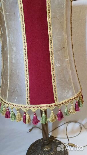 Старинный торшер. Европа