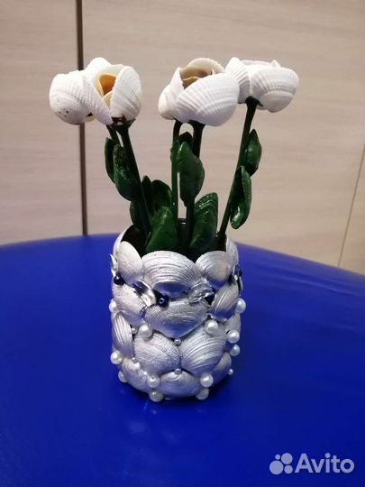 Сувенир. Вазочка с цветами