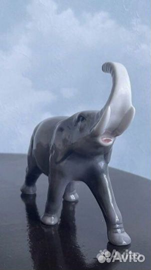 Фарфоровые статуэтки африканских животных