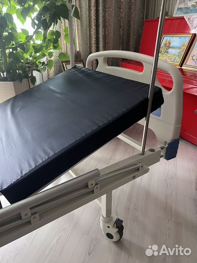Многофункциональная кровать для лежачих больных