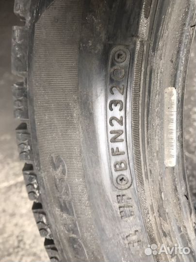 Bridgestone Blizzak Ice 255/45 R18 99
