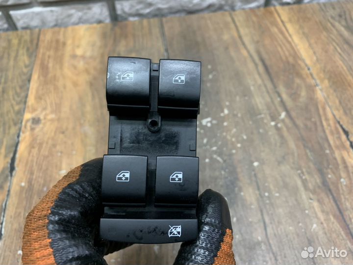 Opel zafira C Блок управления стеклоподъемниками