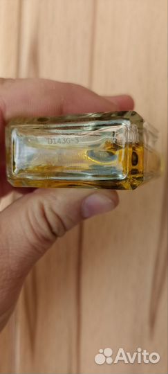 Molecule 01 + mandarin