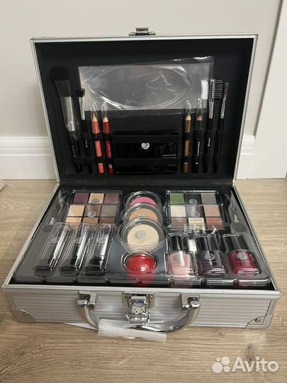 Набор косметики 2k Beauty новый