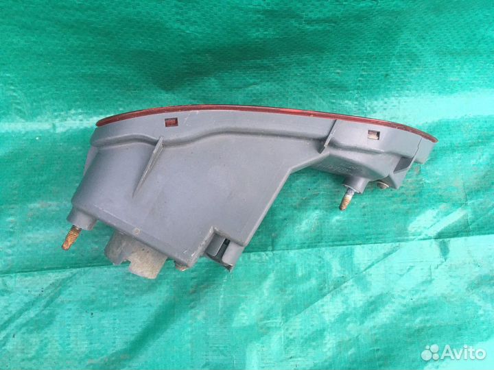 Фонарь задний в бампер левый Nissan Patrol Y62