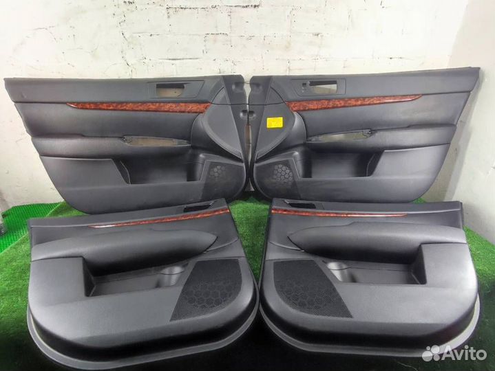 Обшивки дверей комплект Subaru Legacy/ Outback BM