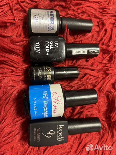 Гель-лаки и маникюрные принадлежности