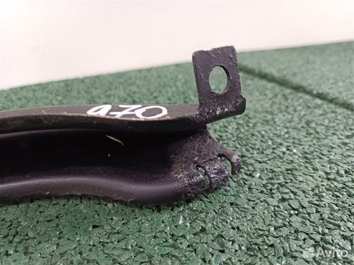 Усилитель бампера передний Vw Passat B7 2011