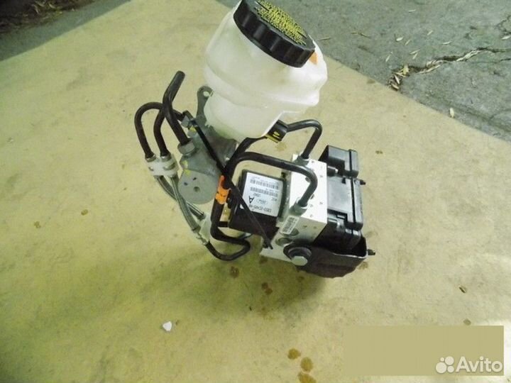 Блок ABS насос на Ford Explorer с 2010г