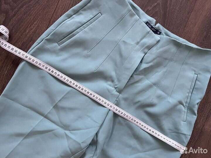 Брюки женские классические