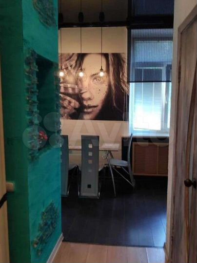 1-к. квартира, 53 м², 1/2 эт.