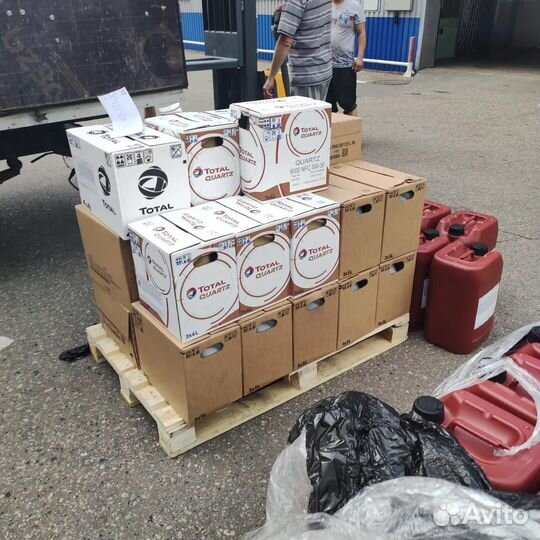 Моторное масло оптом. Масло для автомобилей