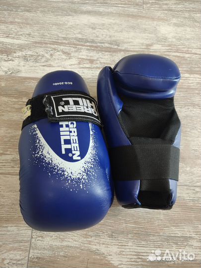 Перчатки для единоборств
